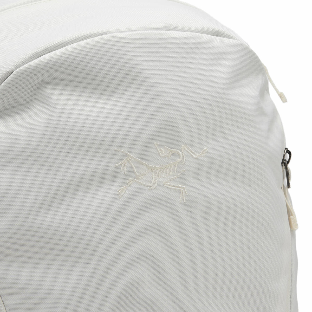 Arc'teryx Mantis 26 Backpack in Arctic Silk 