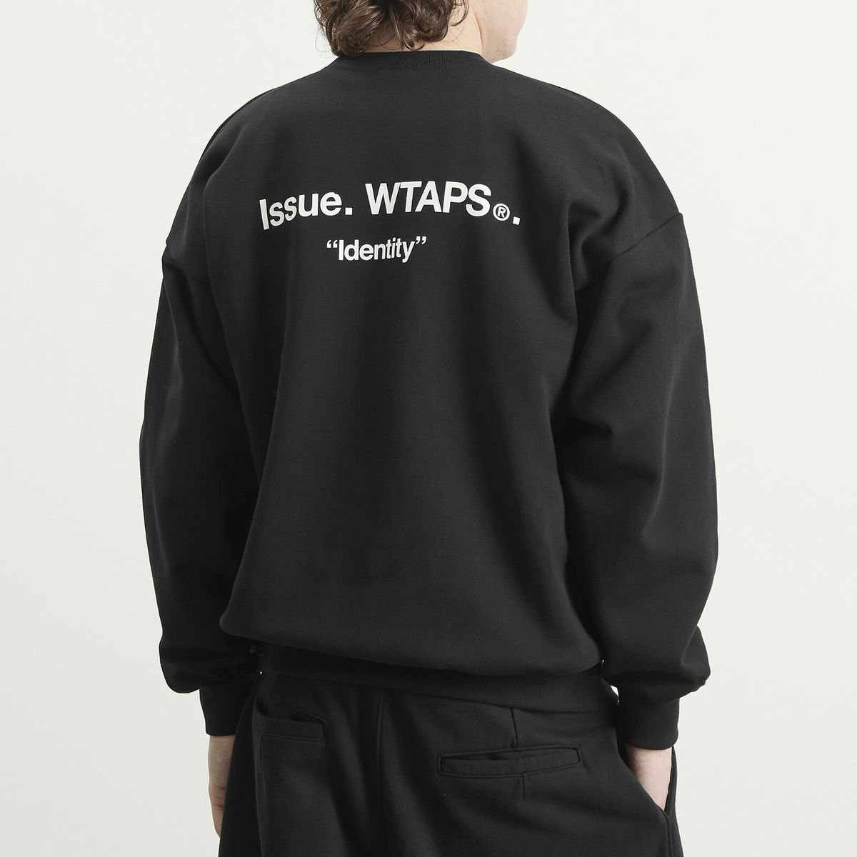 WTAPS Men's Identity Sweatshirt in Black