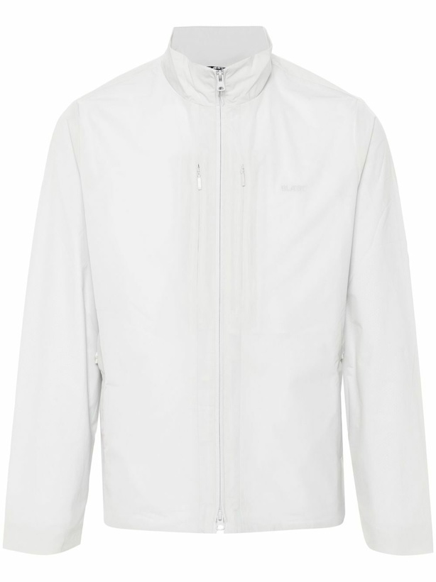 Photo: BLAEST White Folven Jacket