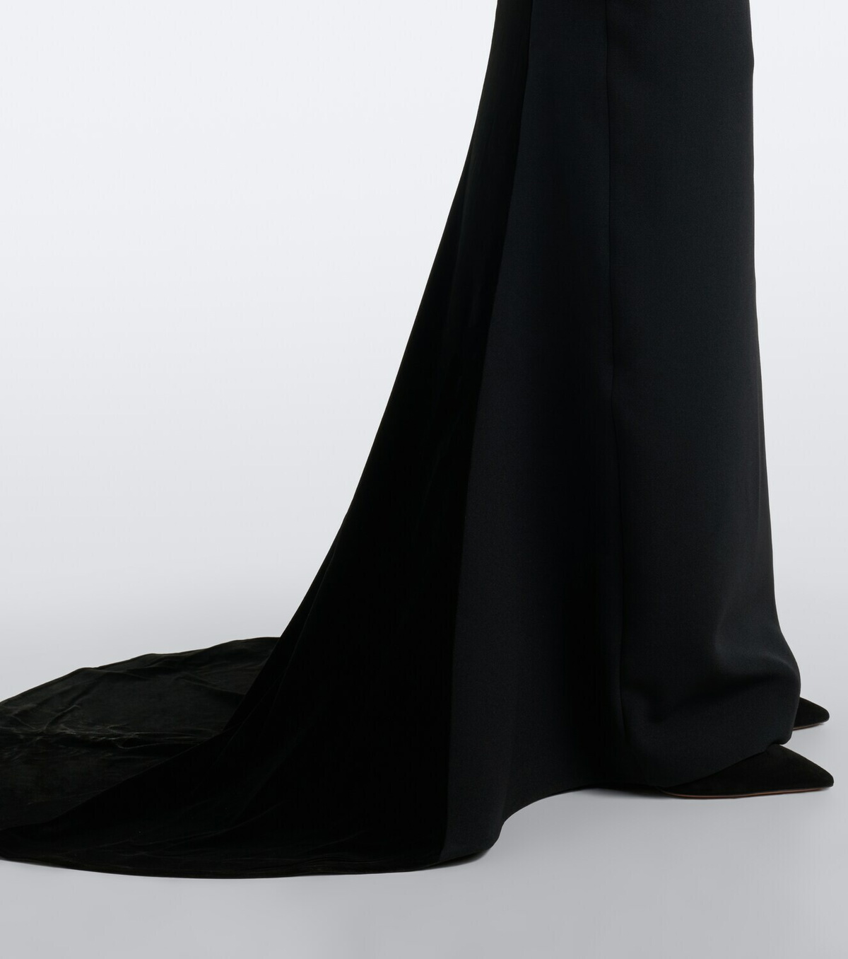 Safiyaa Pazienza crêpe and velvet gown