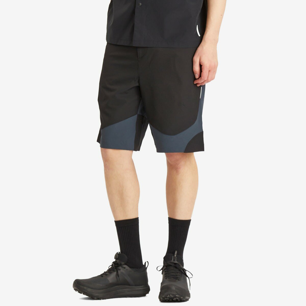 Purple Mountain Observatory Men's Terrain Shorts in Black/Airforce Blue