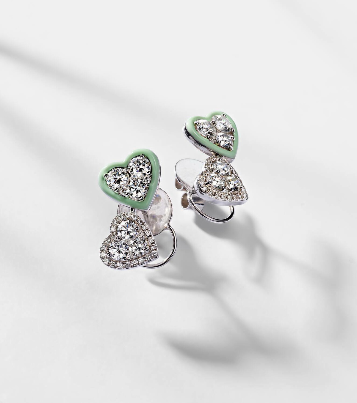 Kamyen 18kt white gold earrings with enamel and diamonds