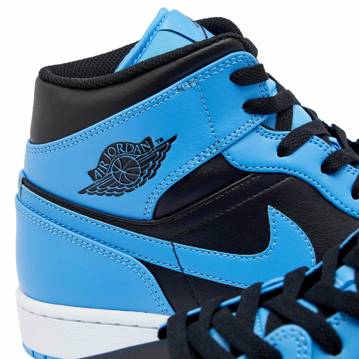 university blue jordan 1 snkrs