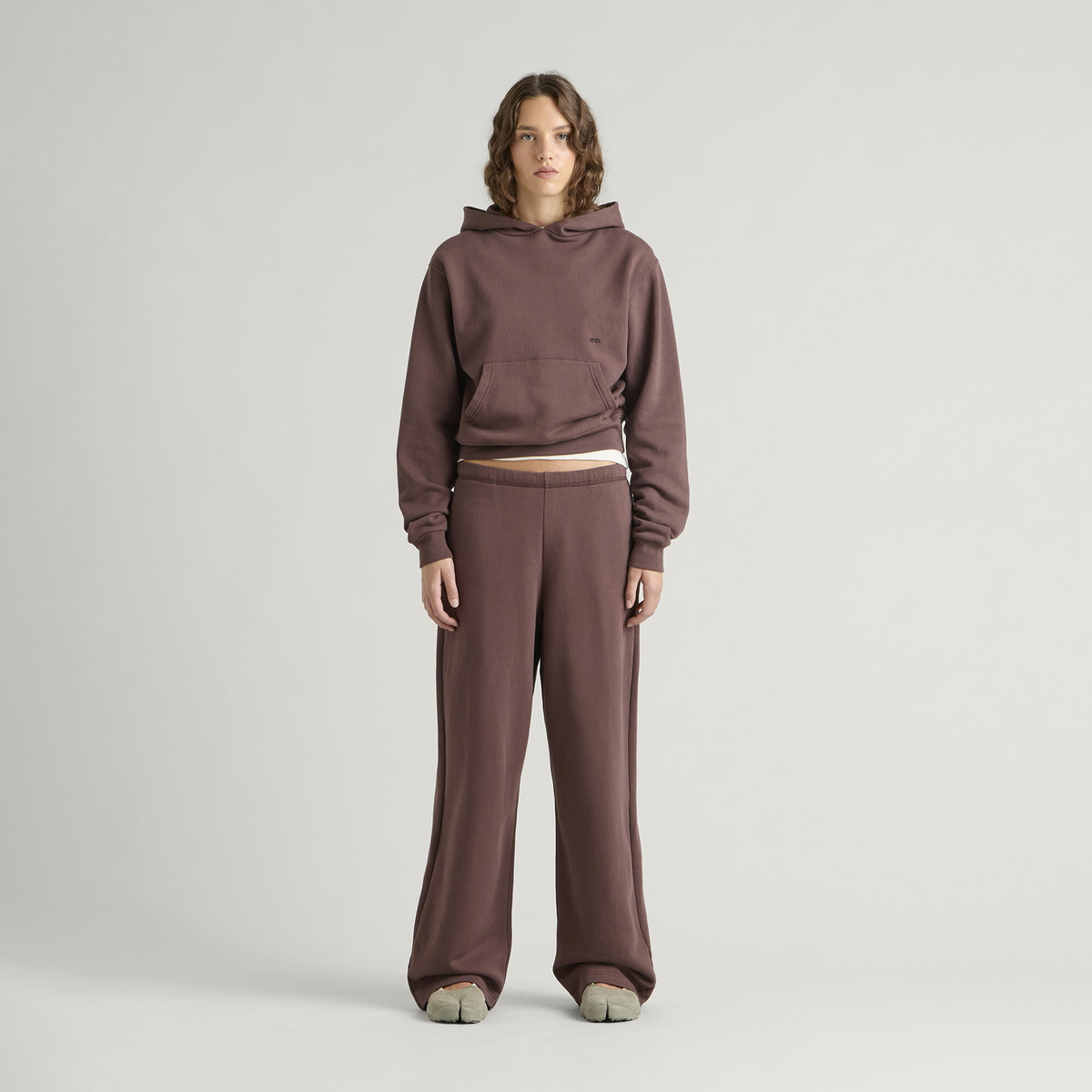 END. Women's Classic Sweatpants in Chocolate