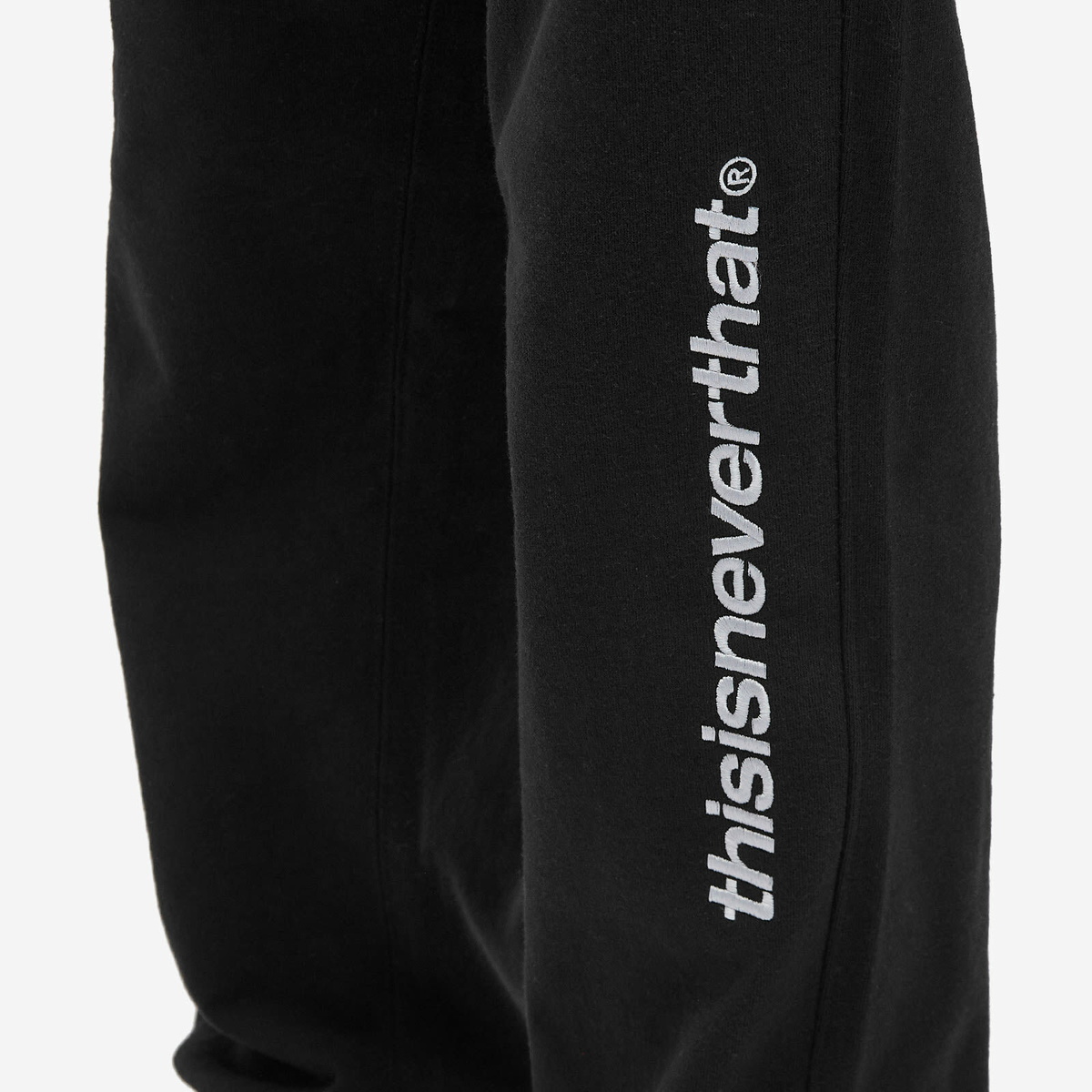 【THISISNEVERTHAT】SP-Logo Sweatpant Black panst-1-1-ec69e.jpg?fit=max&w=