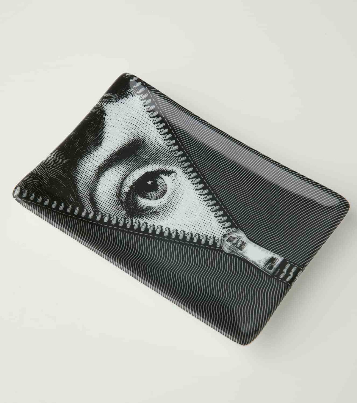 Fornasetti Tema e Variazioni n.401 ashtray