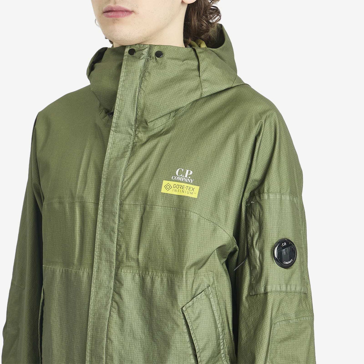 【新品】GORE-TEX C.P. COMPANY ナイロンコート　ジャケット CP Company $1.8k Metropolis Jacket Gore-Tex/Primaloft Liner