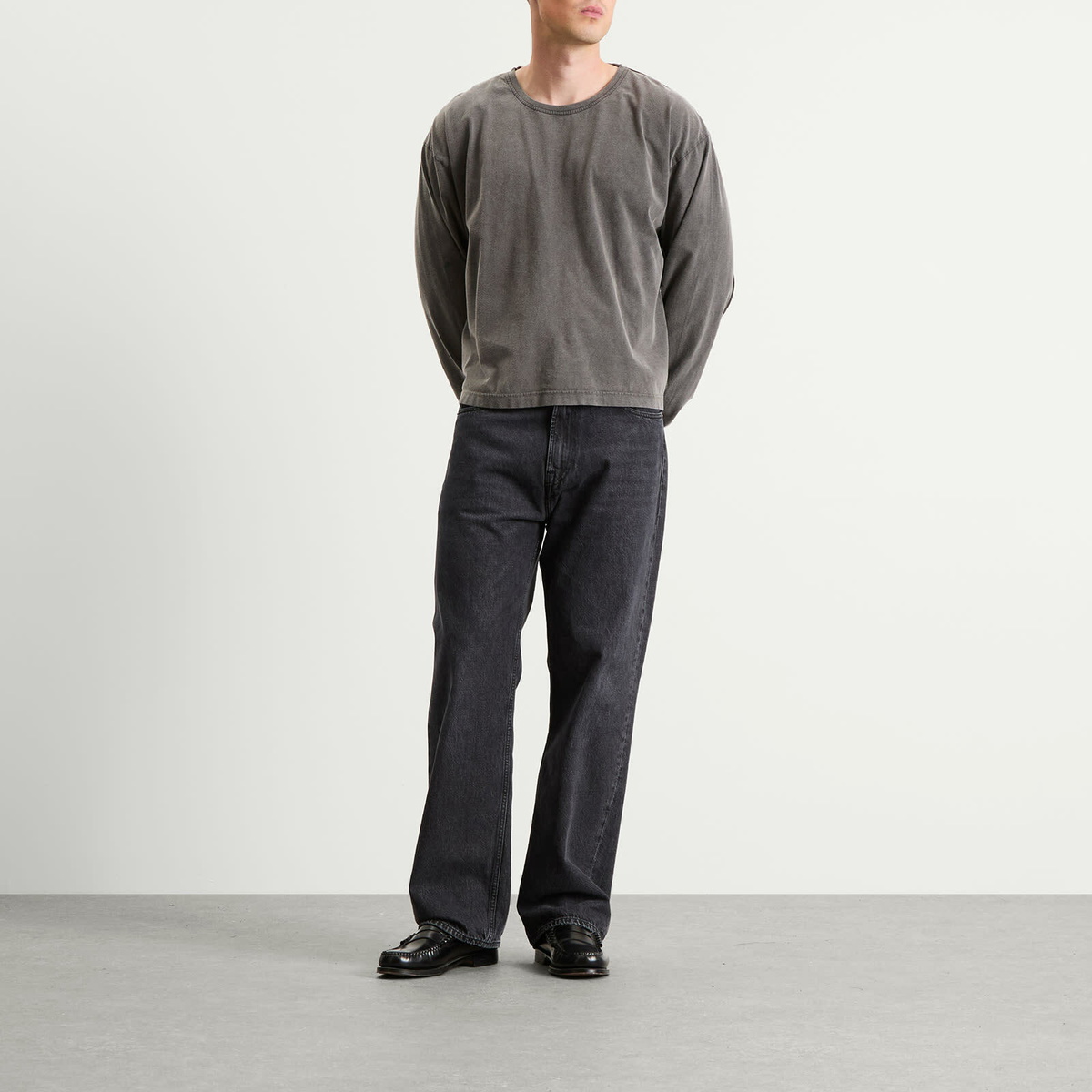 mfpen Men's Relaxed LS T-Shirt in Washed Graphite mfpen