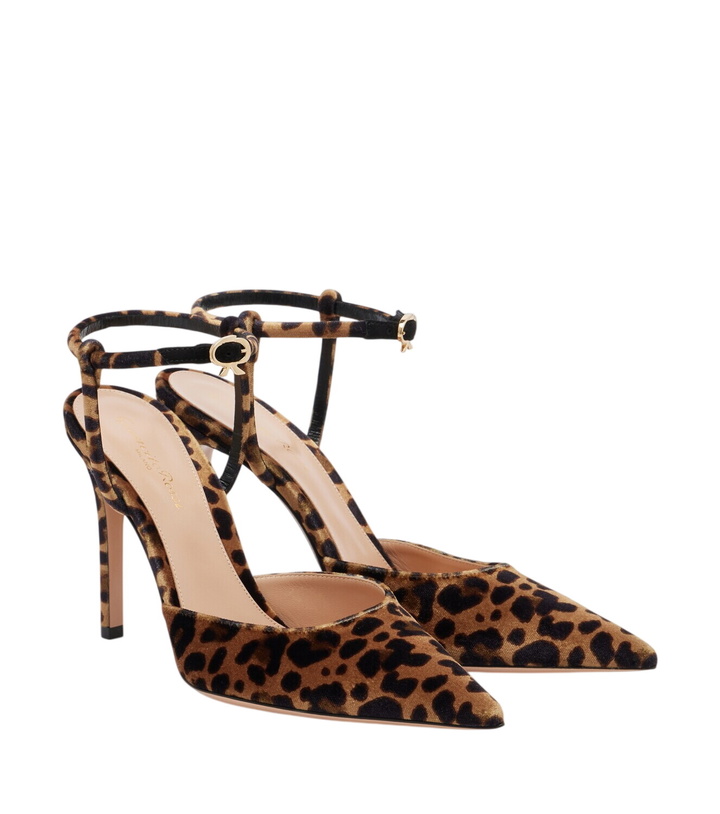 Photo: Gianvito Rossi Leopard-print velvet slingback pumps