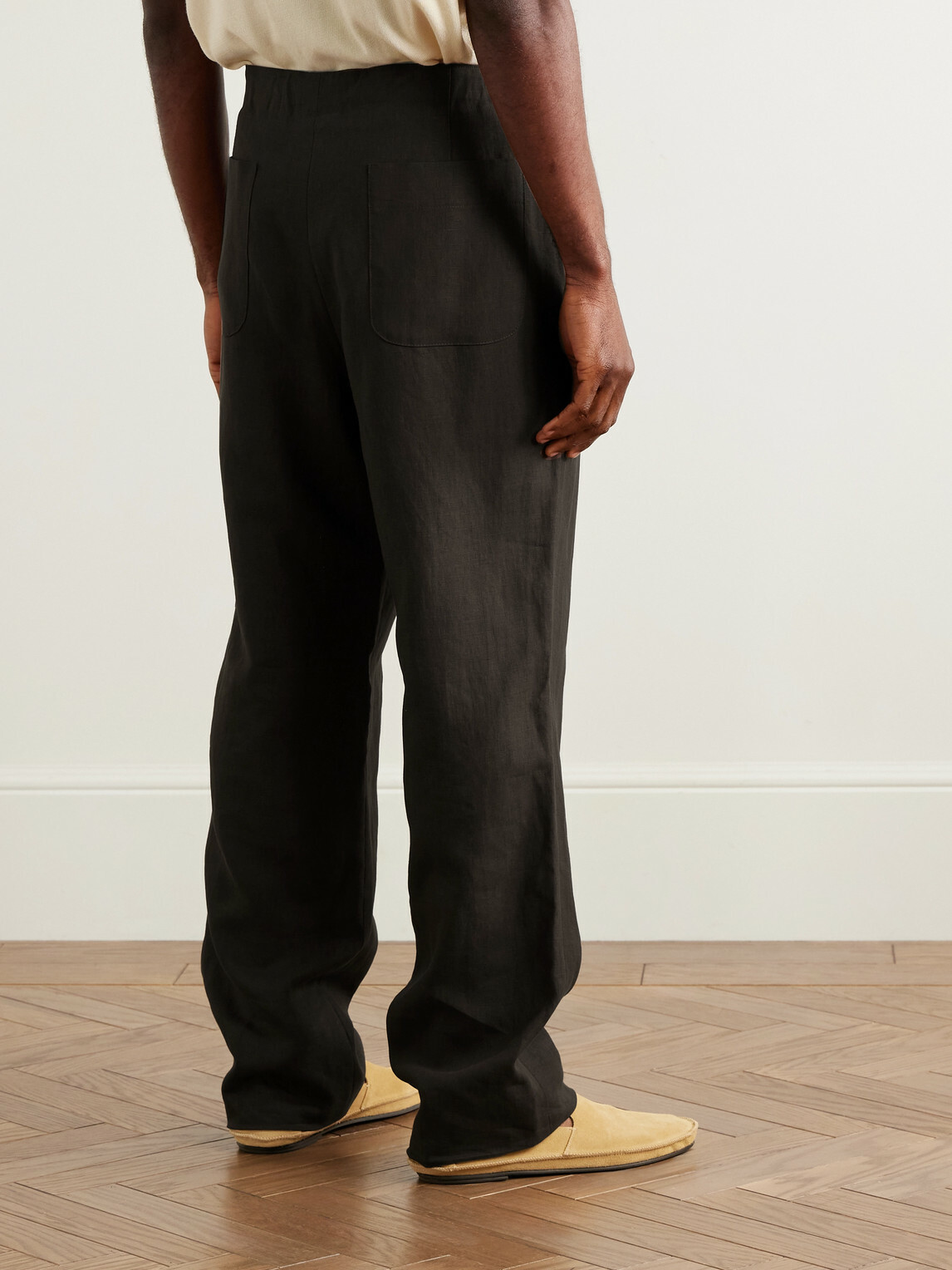 Stòffa - Straight-Leg Pleated Linen Drawstring Trousers - Brown
