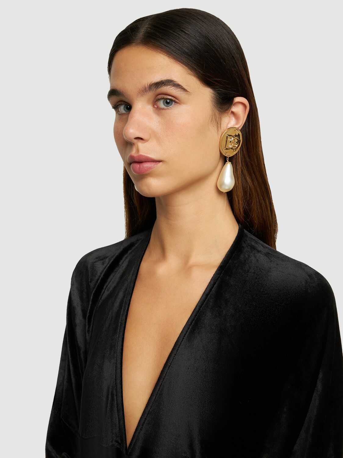 【Dolce&Gabbana】ロゴ fauxパール clip-onイヤリング Logo faux pearl clip-on earrings in gold - Dolce Gabbana