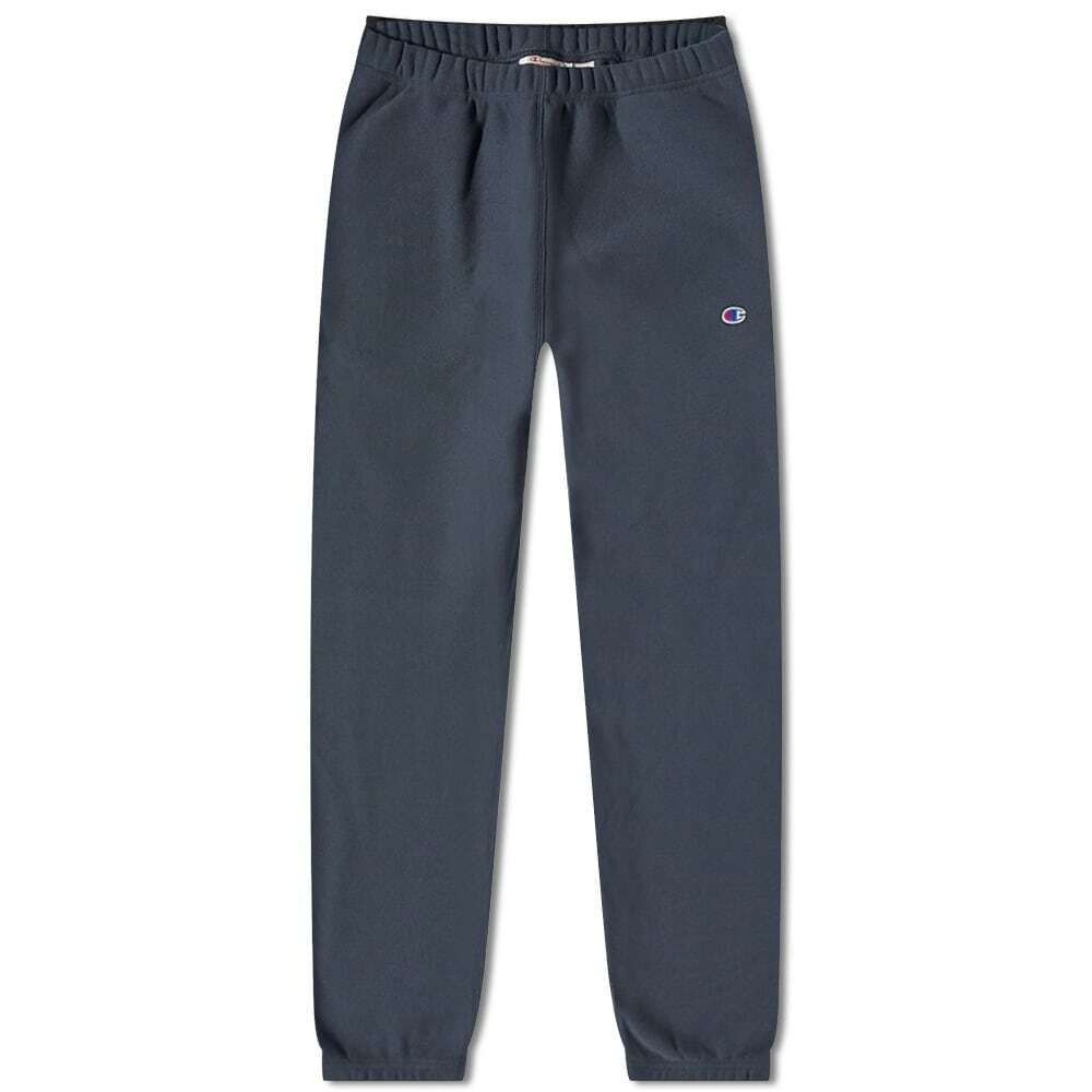 Photo: Champion Reverse Weave Men's Elastic Cuff Pant in Navy