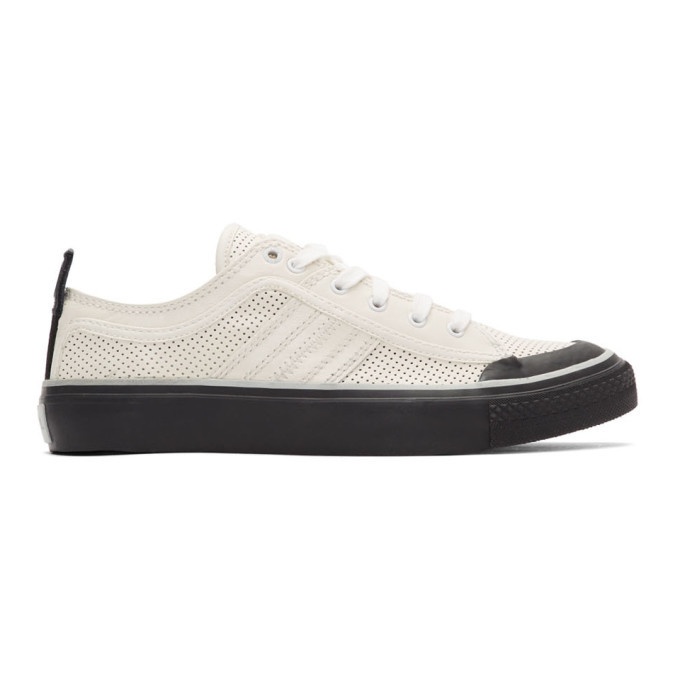 Photo: Diesel White S-Astico Low Logo Sneakers