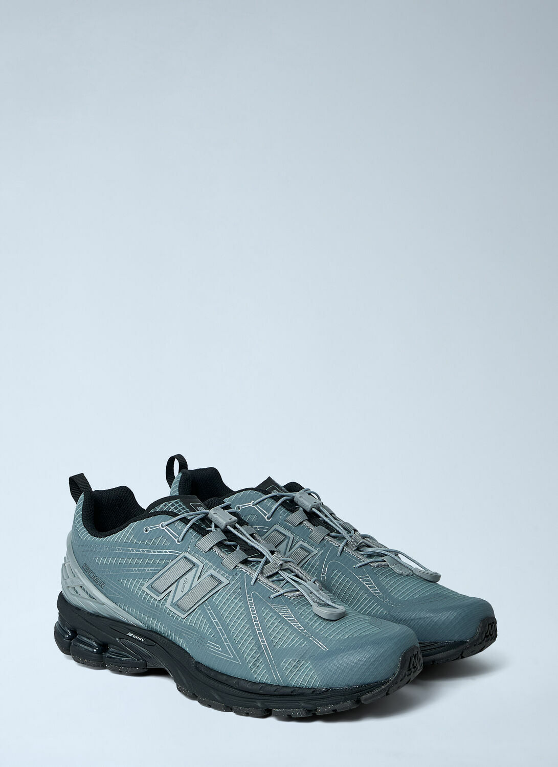 New Balance 1906R Sneakers