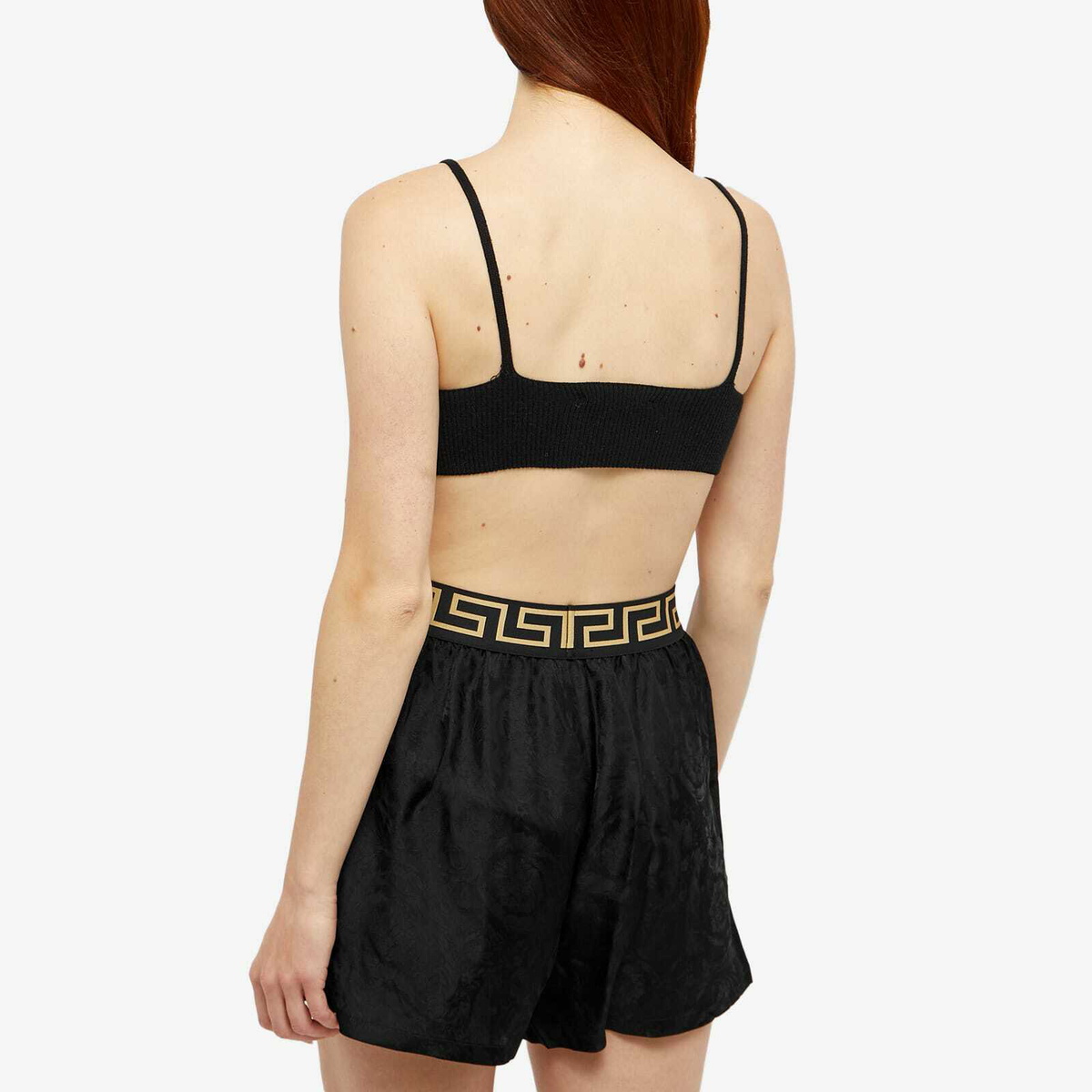 パンツ VERSACE Women Shorts  Burmudas 1001729 1A00540 1B000 Black Versace Women's Greca Waistband Boxer Shorts in Black Versace