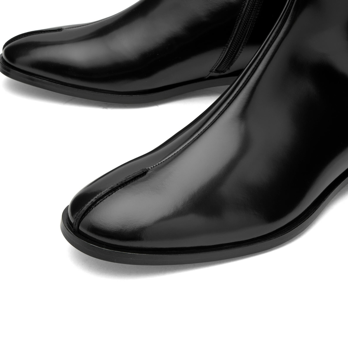 MM6 Maison Margiela Men's Leather Ankle Boot in Black