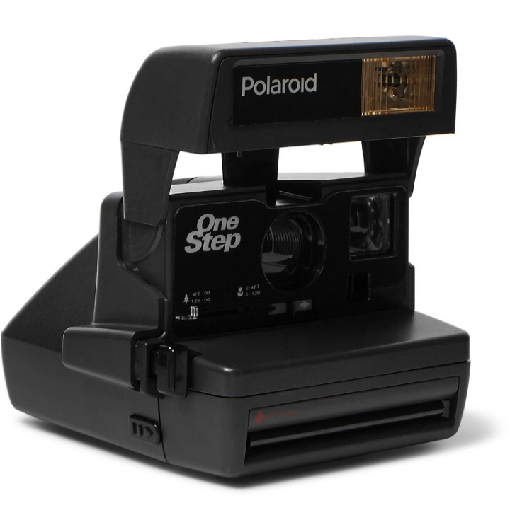 Photo: Polaroid Originals - OneStep 600 Camera - Black