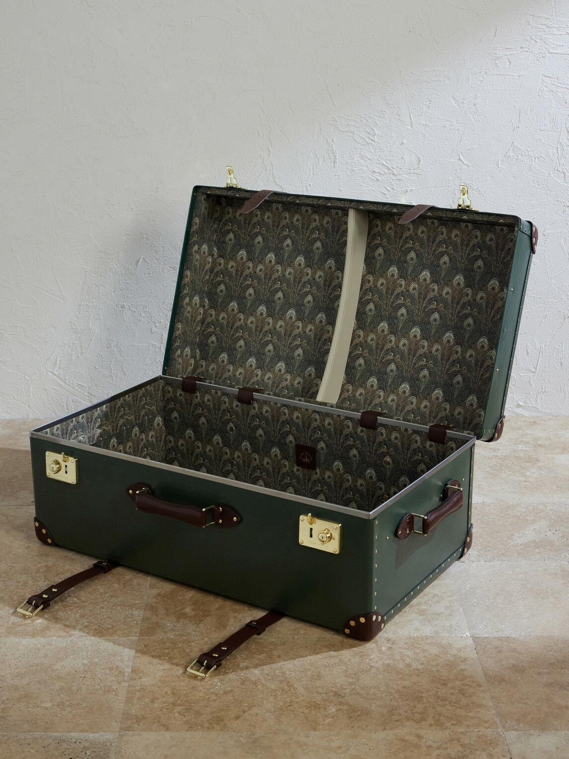 Globe-Trotter - Steamer Leather Home Trunk