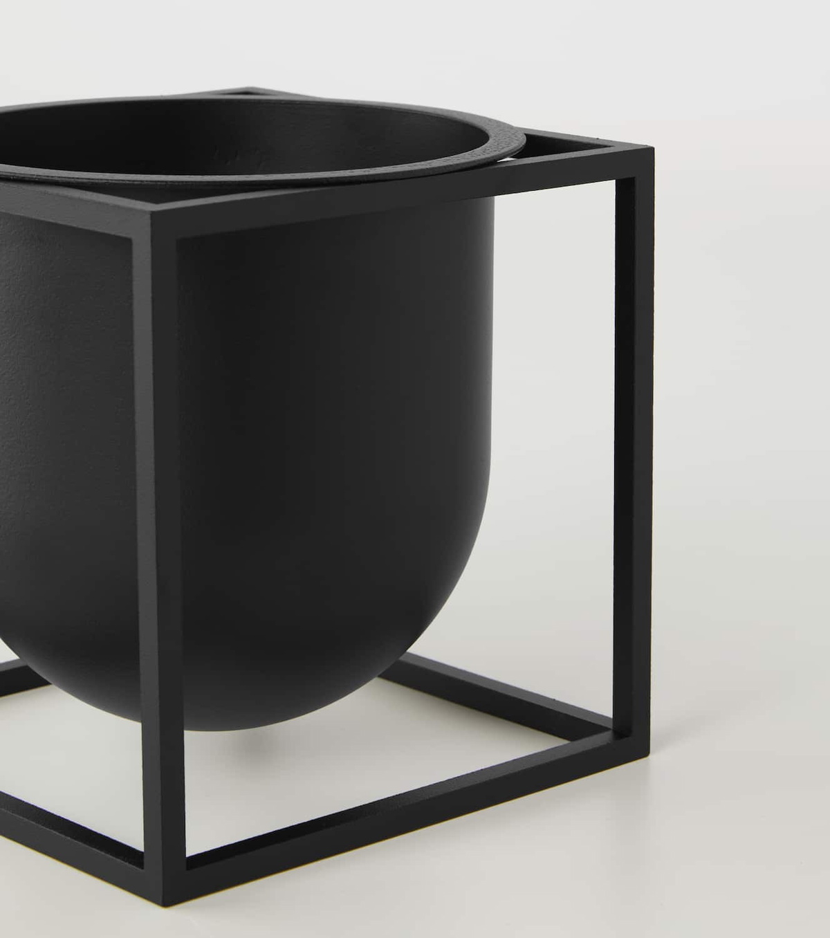Audo Copenhagen Kubus Flowerpot 14 vase