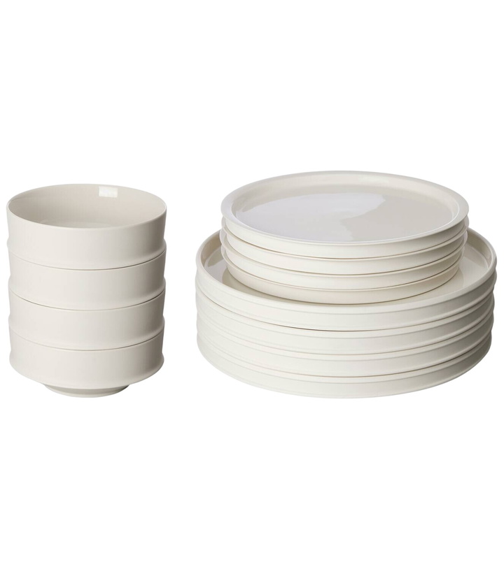 Photo: Serax Dune 12-piece dinner set by Kelly Wearstler