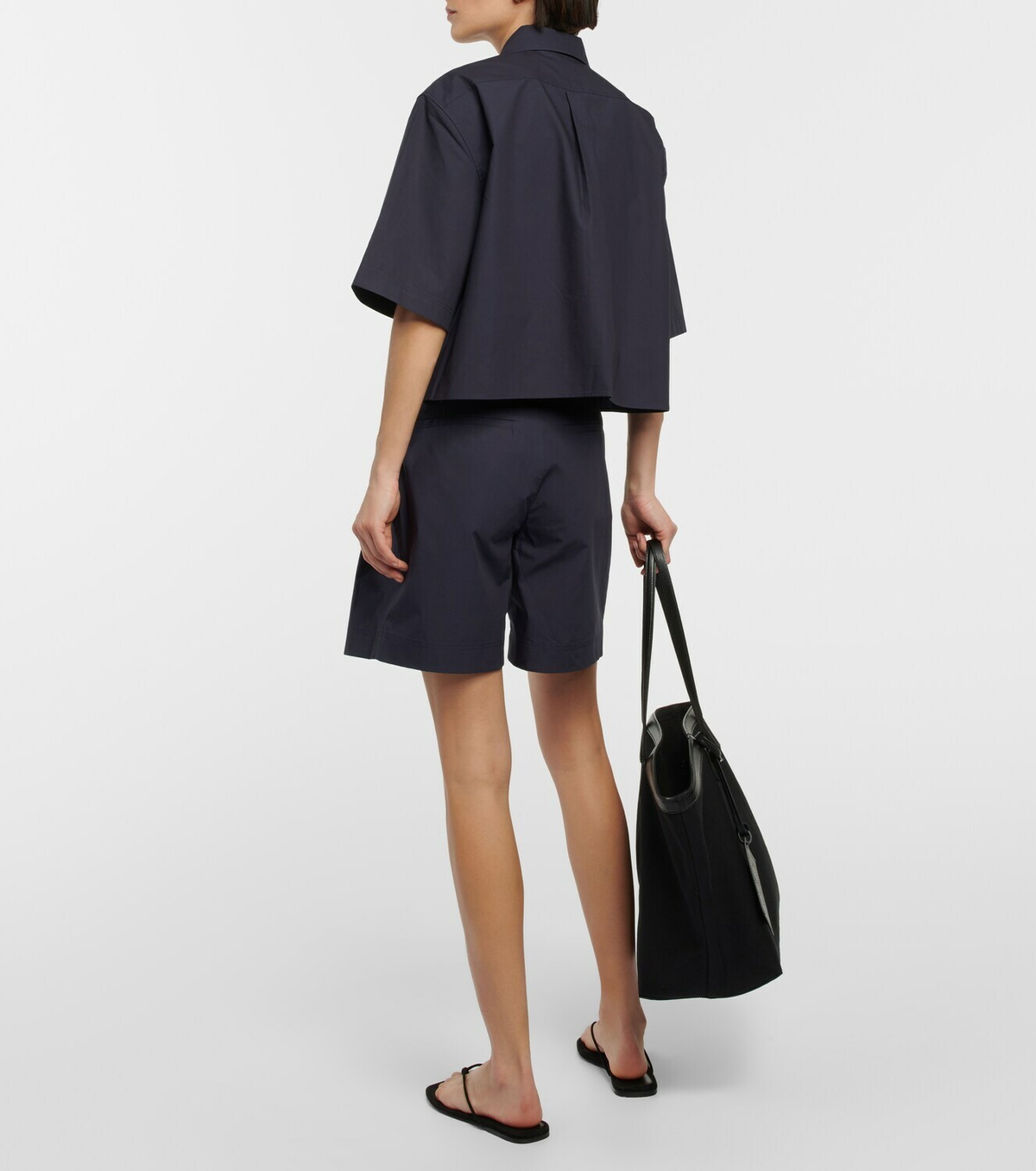 【Toteme】 Croppedコットンシャツ Toteme Cropped cotton poplin shirt Toteme