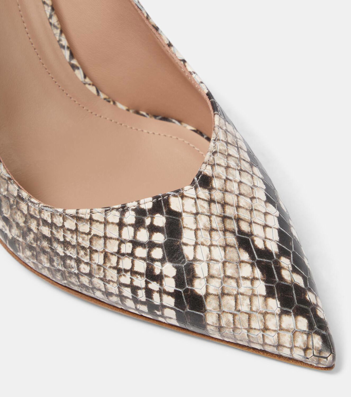 【送料&関税込】Balmain Leather Pumps Balmain Clara 95mm crystal-embellished Pumps | Black | FARFETCH
