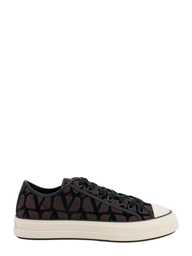 Photo: Valentino Garavani Sneakers Black   Mens