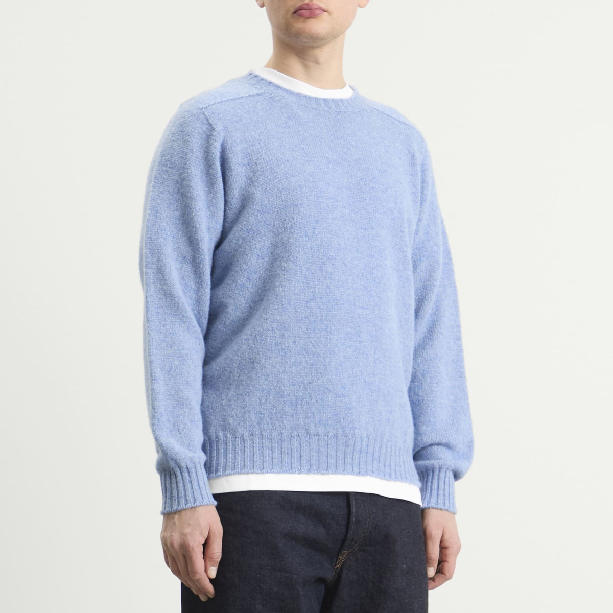 Jamieson's of Shetland Men's Jamiesons of Shetland Crew Knit in Blue Danube