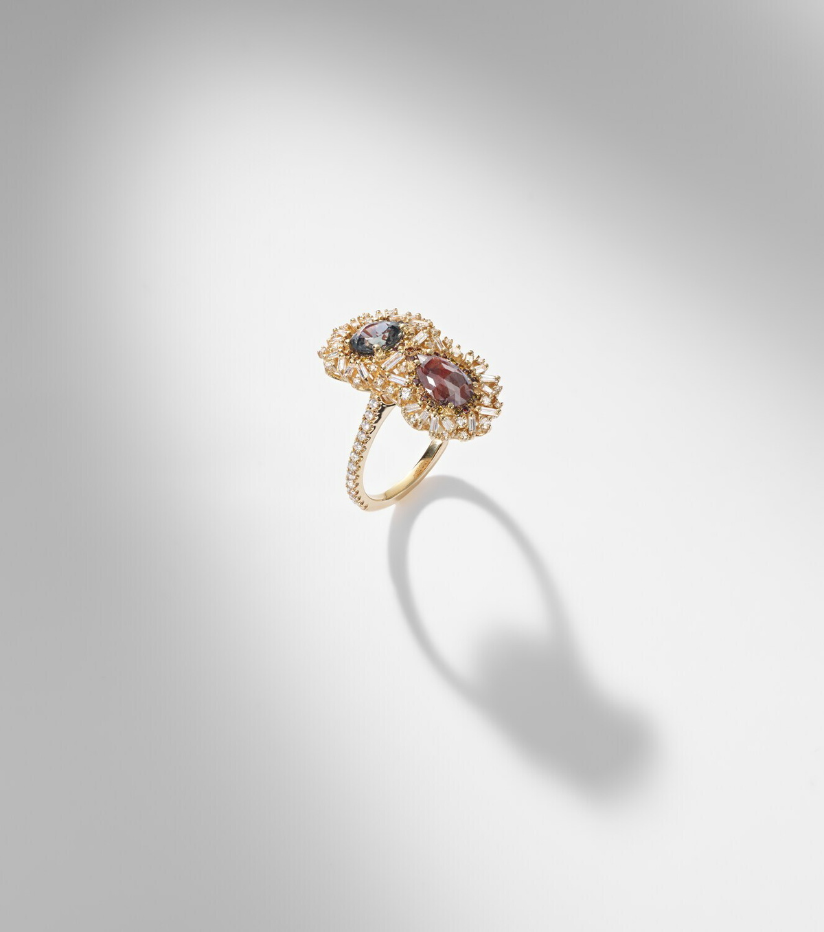 Suzanne Kalan 18kt gold (750/1000) ring with diamonds