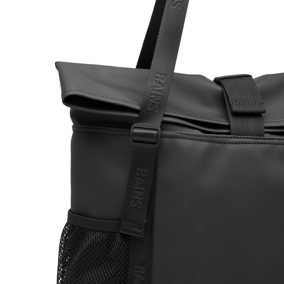 Rains Men's Trail Rolltop Tote Bag in Black 