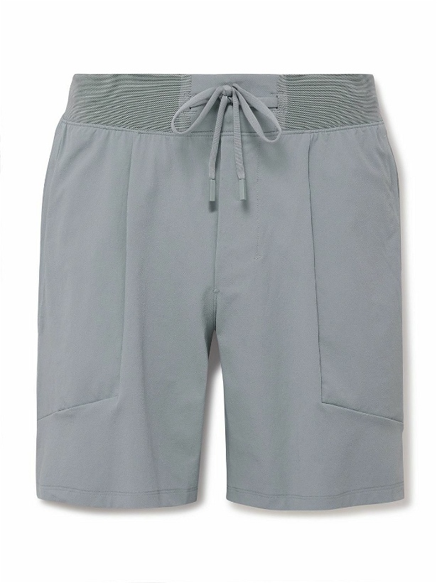 Photo: Lululemon - License to Train 7&quot; Linerless Slim-Fit Straight-Leg Stretch Recycled-Shell Drawstring Shorts - Gray