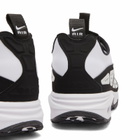 Nike Air Max SNDR W Sneaker in White/Black
