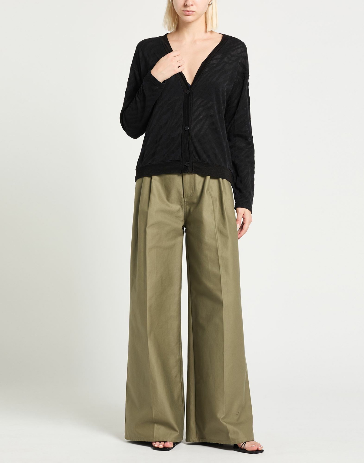 Crossley Womens Cardigan in Black