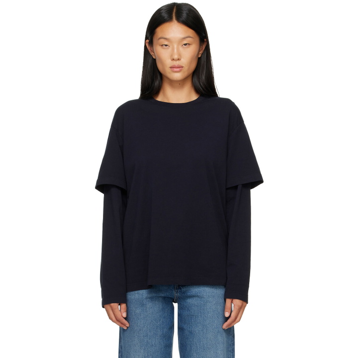 Photo: AGOLDE Navy Lois T-shirt