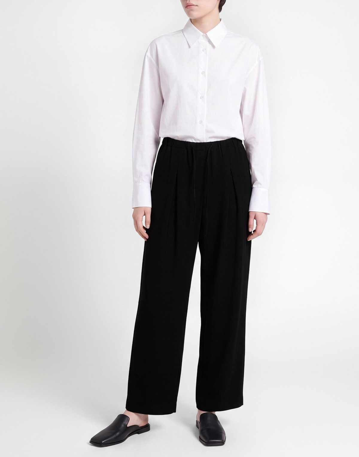 Theory Womens Pants in Black