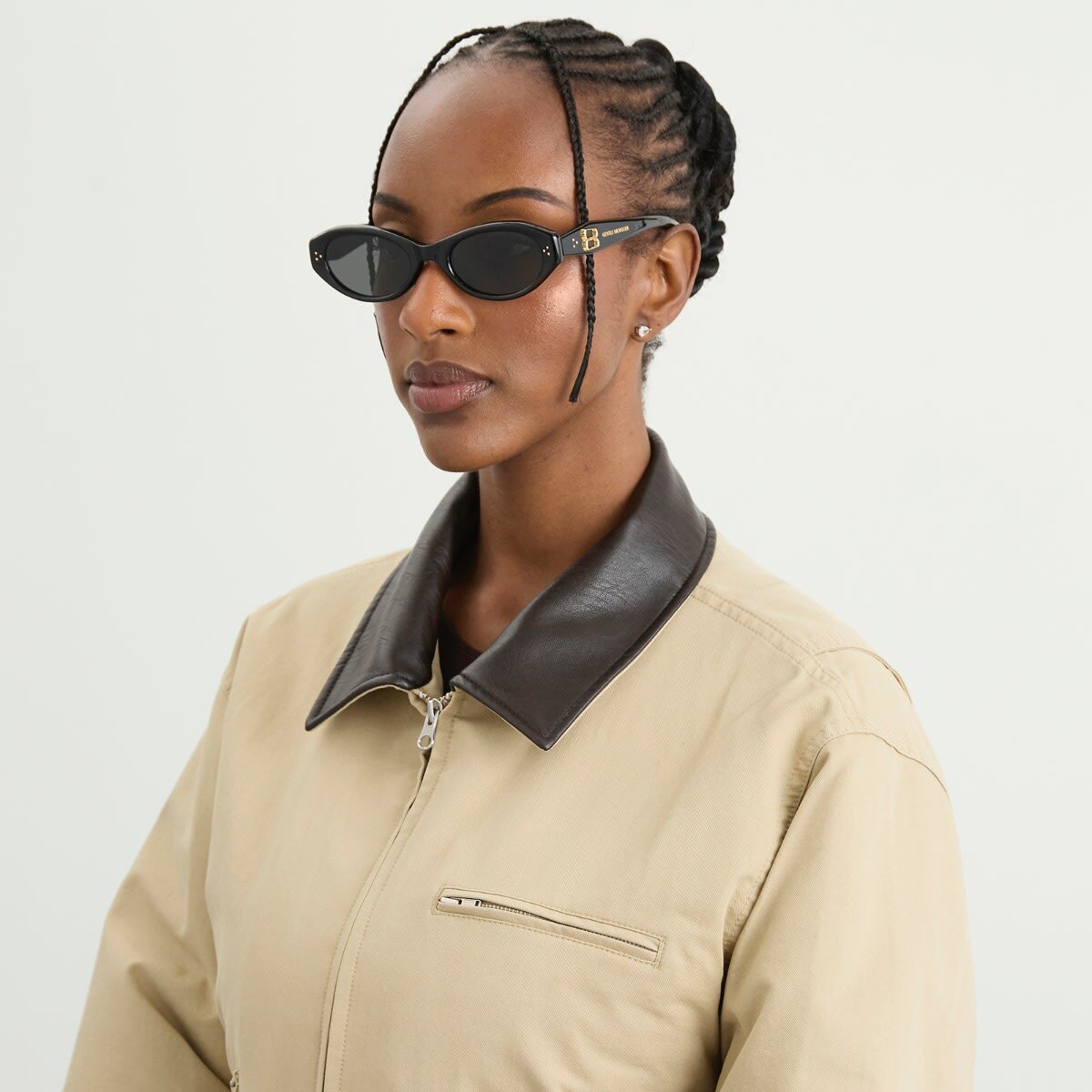 Gentle Monster Vamp Sunglasses in Black 