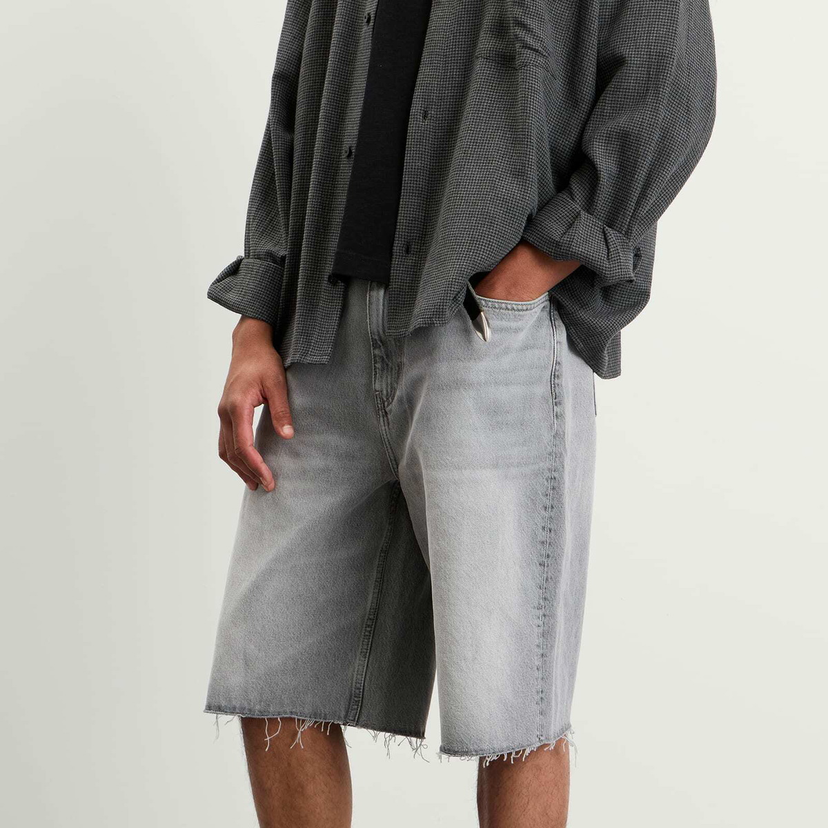 Won Hundred Men's Kayce Denim Shorts in Bright Black