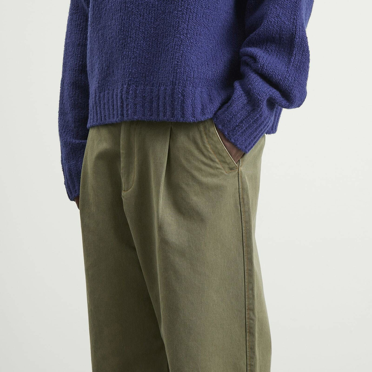 Bound Men's Heavy Canvas Workwear Trousers in Army