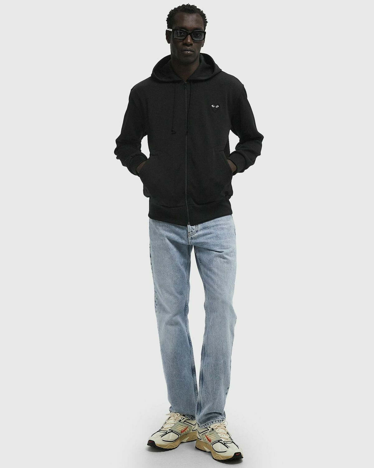 Comme des Garçons Play BLACK EMBLEM SWEATSHIRT Black Mens Hoodies/Zipper