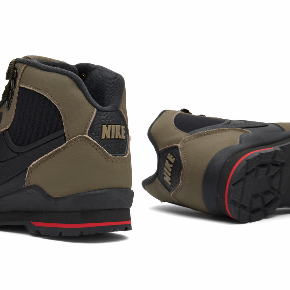 Nike Bltro Qs Sneaker in Khaki/Black/Red