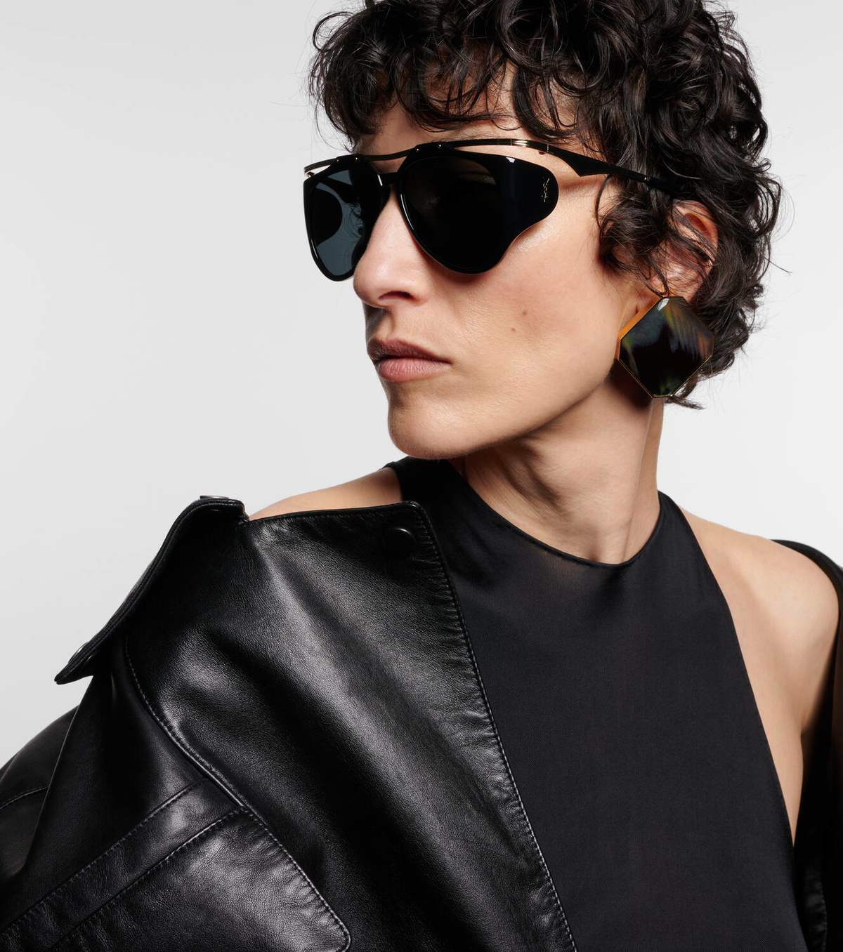 サングラス SAINT LAURENT SL M 137 AMELIA SUNGLASSES Saint Laurent SL M137 AMELIA Sunglasses 001 Shiny Black