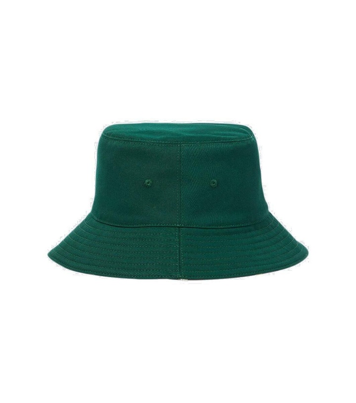 Photo: Burberry Burberry Check reversible twill bucket hat