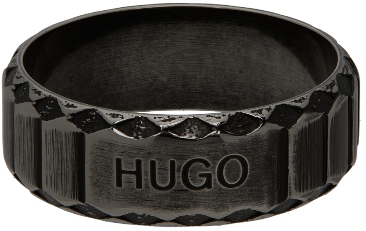 Photo: Hugo Silver Snakeskin Logo Ring