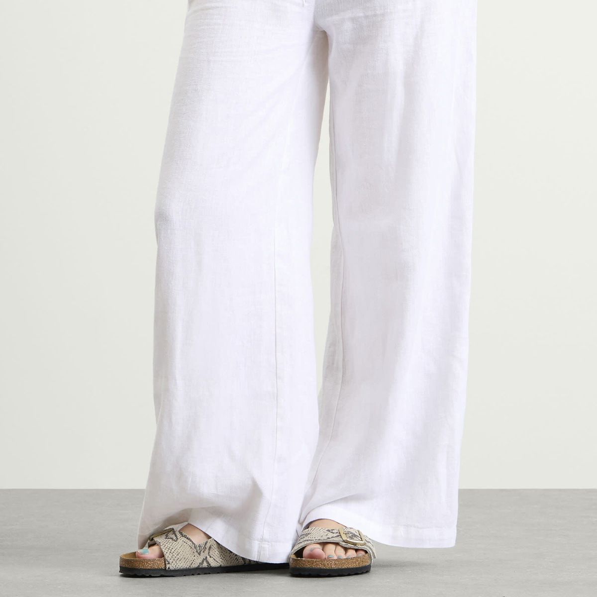 Birkenstock Women's Arizona Print in Oyster