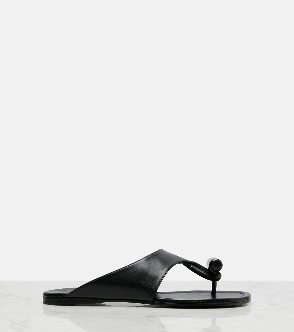 Loewe Toggle leather thong sandals