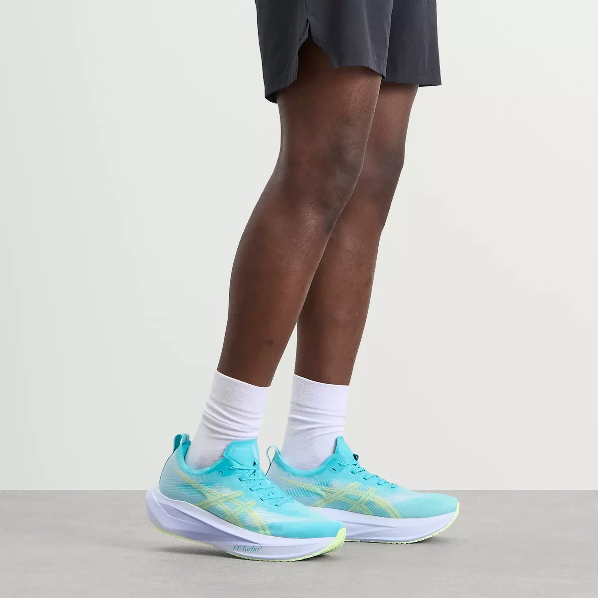 Asics Men's Megablast Sneaker in Energy Aqua/Blue Fade