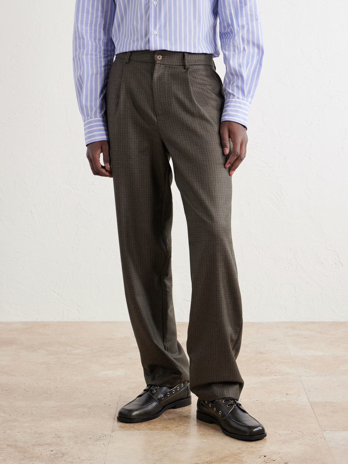 De Bonne Facture - Straight-Leg Pleated Puppytooth Wool-Flannel Trousers - Green