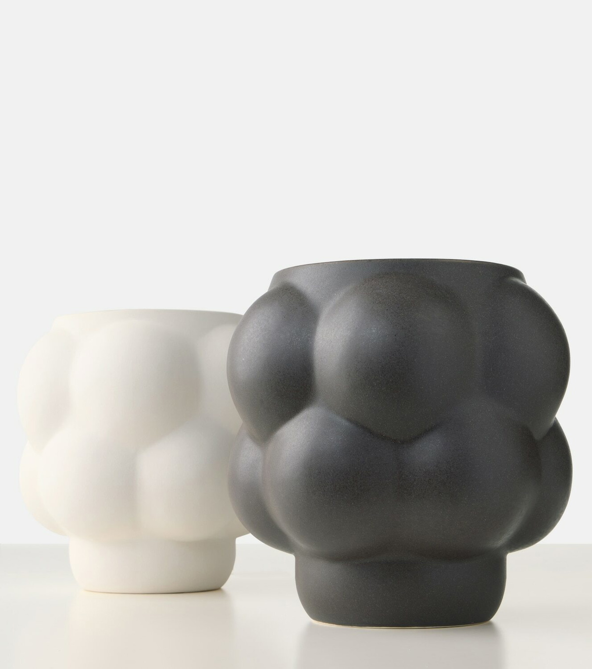 Louise Roe Balloon 09 ceramic plant pot