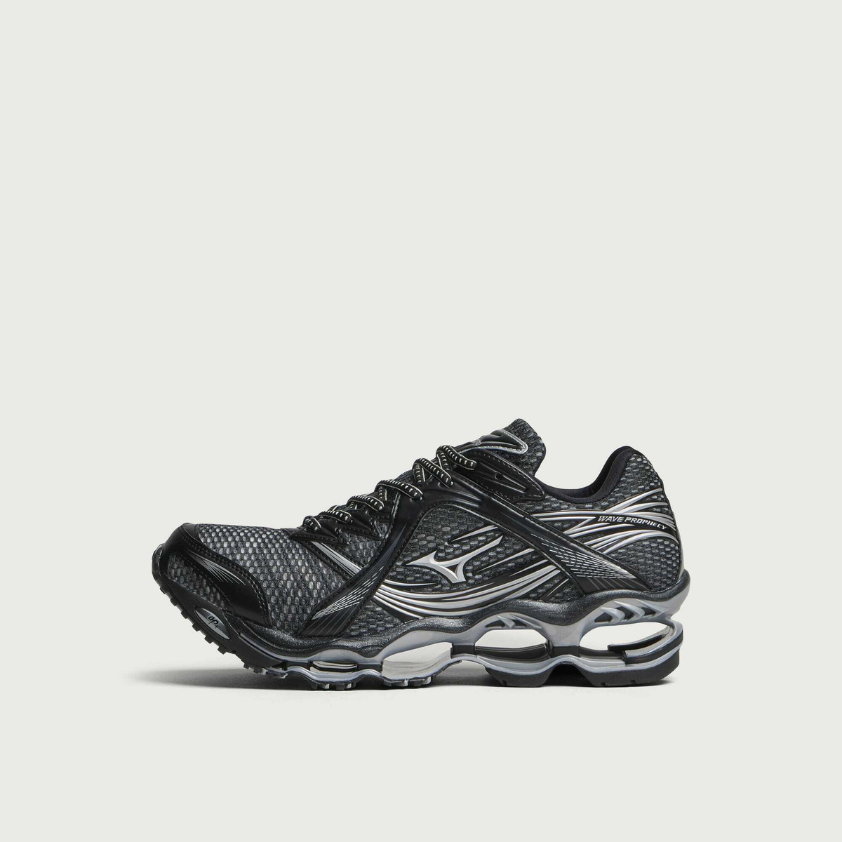 Mizuno Wave Prophecy 1 OG Sneaker in Iron Gate/Silver/Black