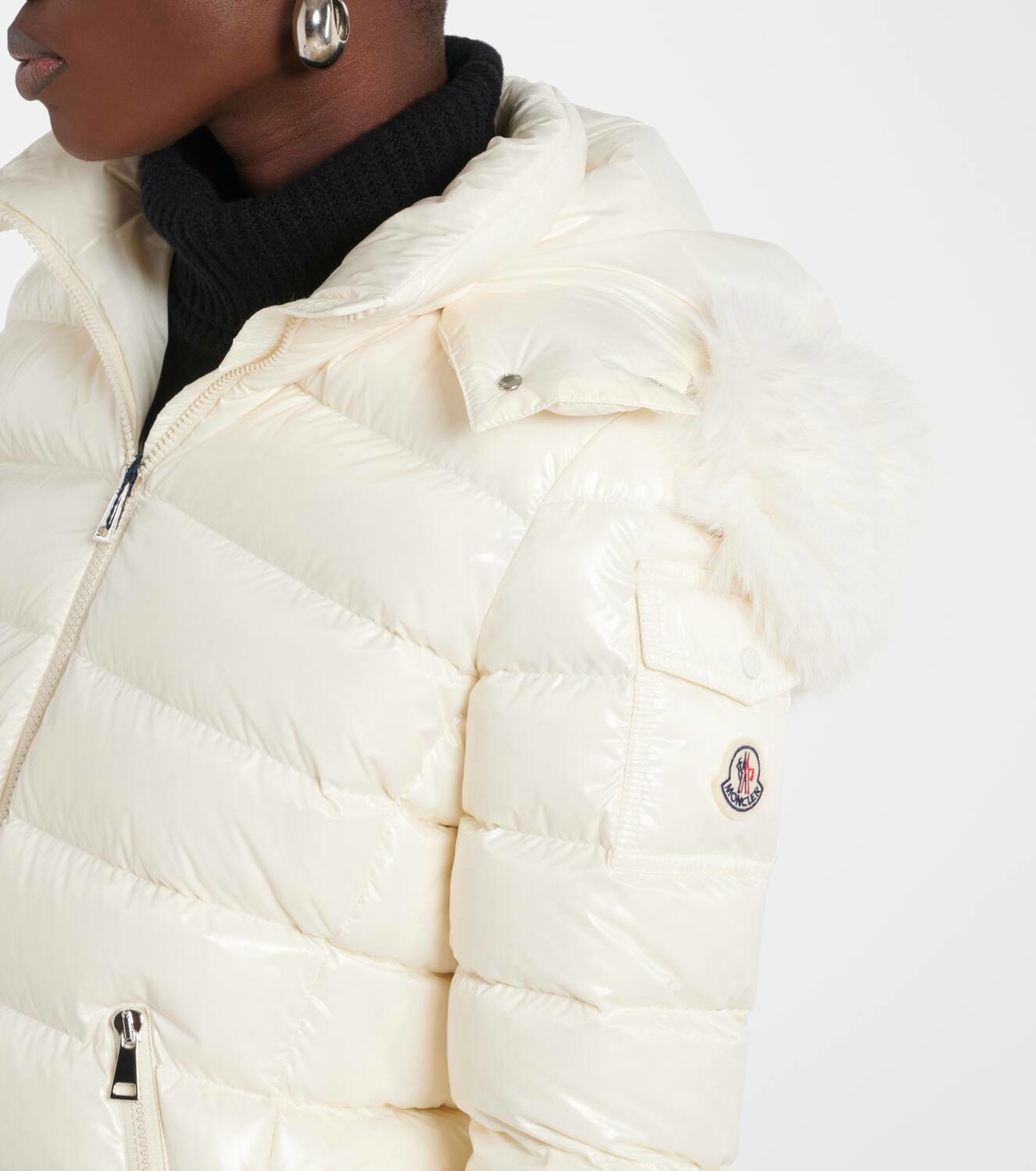 『MONCLER』Badyf Shearling-Trimmed Down Jacket★White★ Moncler Badyf shearling-trimmed down jacket Moncler